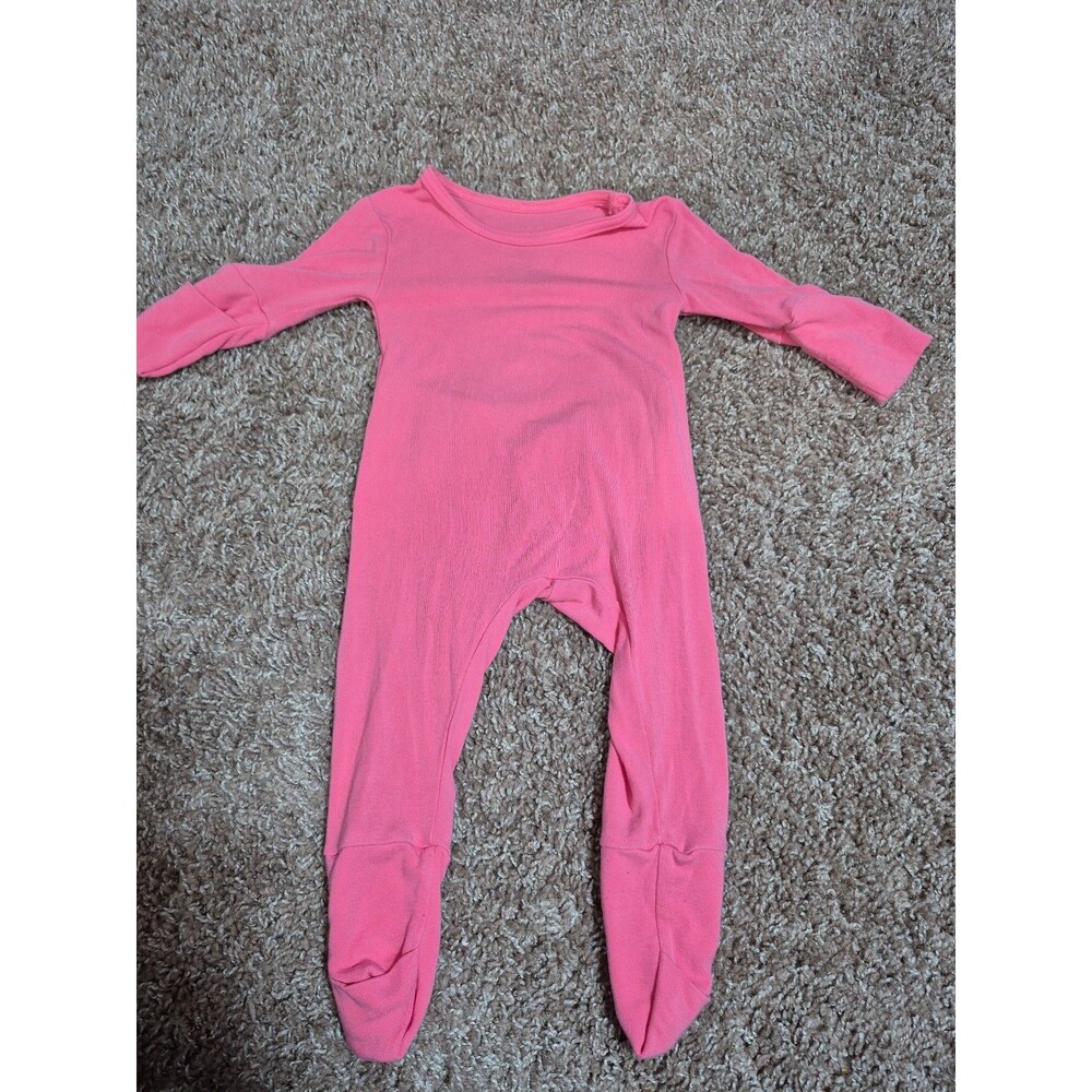 The simple seed sleeper size 0-3 months bamboo footie